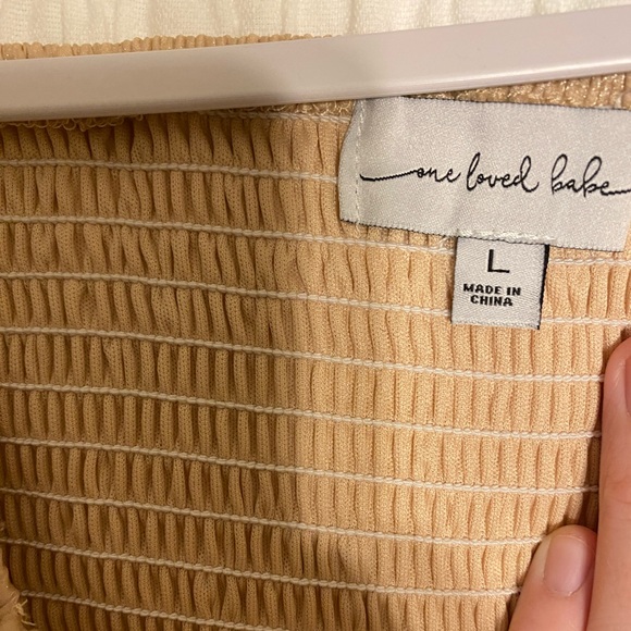 Champagne shimmery babydoll puff sleeve top size large - Picture 5 of 5